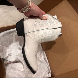 Laredo White Embroidered Ankle Booties